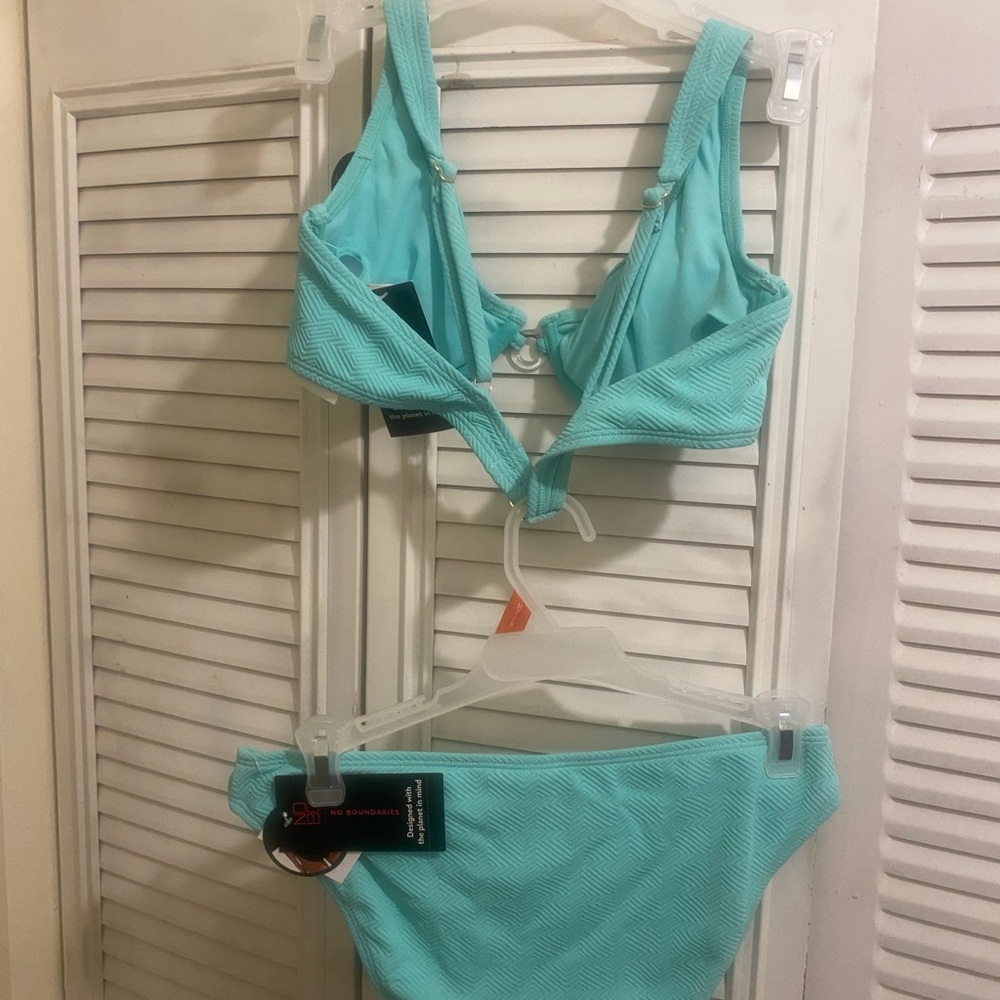 Turquoise Bikini Set - Picture 2 of 4